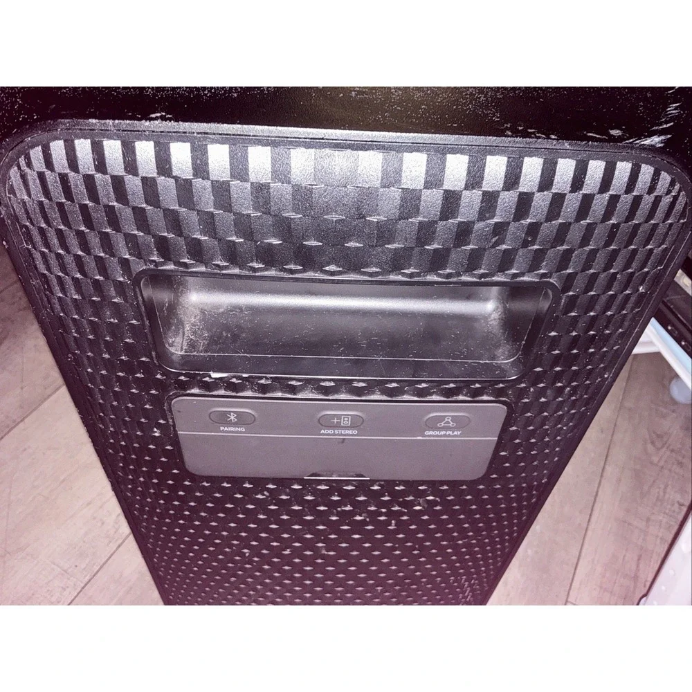 SAMSUNG MX-ST40B SOUNDTOWER‎ 160W WIRELESS PARTY SPEAKER With Charger